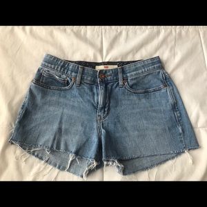 Levi’s Midrise Cut-Off Shorts